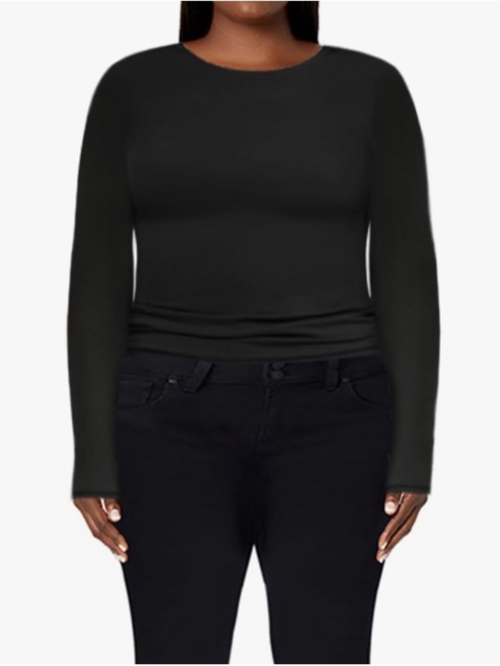 💛 Essential Black Long-Sleeve Crewneck Tee